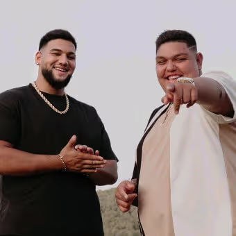 Mengui & Carmelo